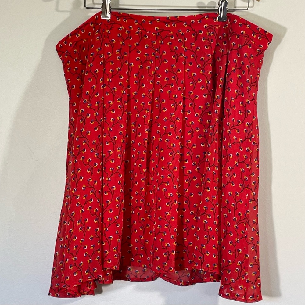 Old Navy Granny Floral‎ Pleated Skirt